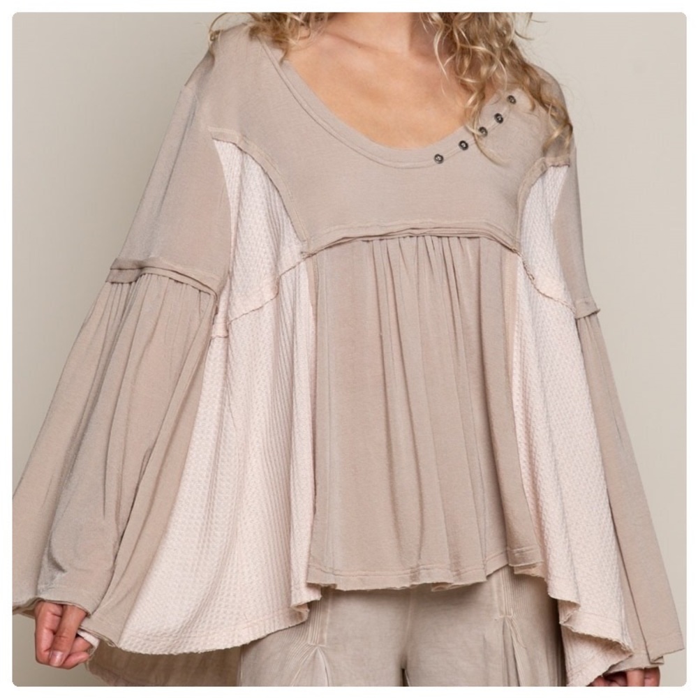 POL Soho Radiant Felt Soft Oversized Knit Top - Picture 5 of 12